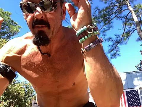 SwordStallionVibes online show from February 7, 6:33 pm