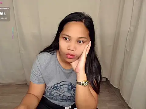 Snapshot of Black_novaaa chatting on February 13, 12:06 am Black novaaa online show from February 13, 12:06 am