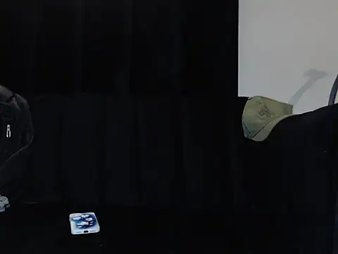 Snapshot of Sexy-babe440 chatting on February 20, 8:31 pm Sexy-babe440 online show from February 20, 8:31 pm