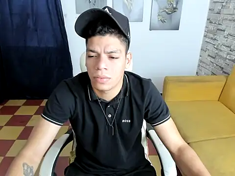 Snapshot of Andres_sant_ chatting on February 4, 11:05 am Andres sant online show from February 4, 11:05 am