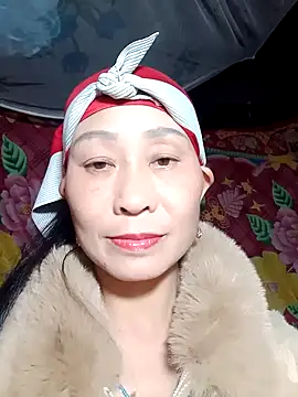 Snapshot of witch-xx chatting on February 17, 12:23 pm witch-xx online show from February 17, 12:23 pm