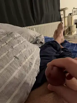 Snapshot of ManuelCervantes1972 chatting on February 7, 10:24 pm ManuelCervantes1972 online show from February 7, 10:24 pm