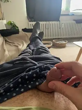 Snapshot of ManuelCervantes1972 chatting on February 24, 12:14 pm ManuelCervantes1972 online show from February 24, 12:14 pm