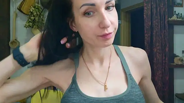 Poorlamb911 online show from April 10, 7:07 pm