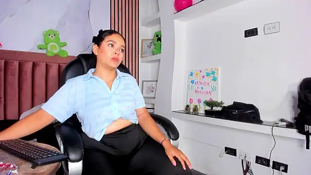 Imtokio  online show from March 6, 8:05 pm