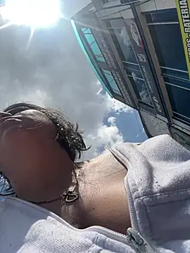 Thalia xx online show from February 28, 5:25 pm