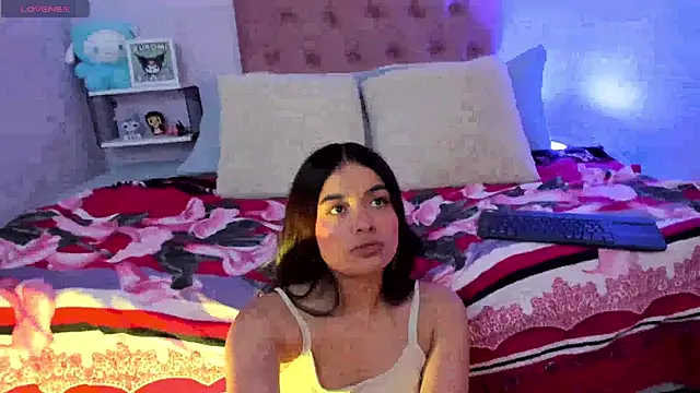 Snapshot of SophieAdamst chatting on February 17, 9:10 pm SophieAdamst online show from February 17, 9:10 pm