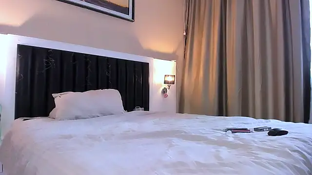 marrena a online show from February 16, 10:11 am