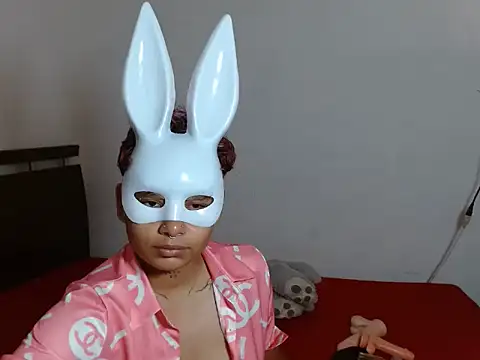 scarletfox  3 online show from February 7, 4:38 am