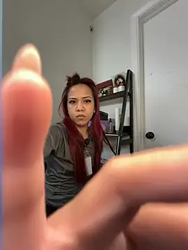 ArielsFeet333 online show from February 18, 5:36 am