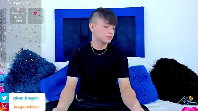 Snapshot of BRAGAM_ chatting on February 21, 2:07 pm BRAGAM online show from February 21, 2:07 pm