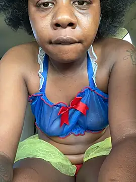 Ebony Queeen online show from April 5, 8:17 pm