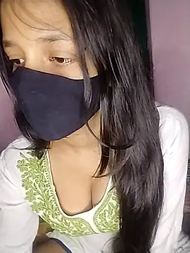 Naina-hott online show from April 8, 7:25 pm