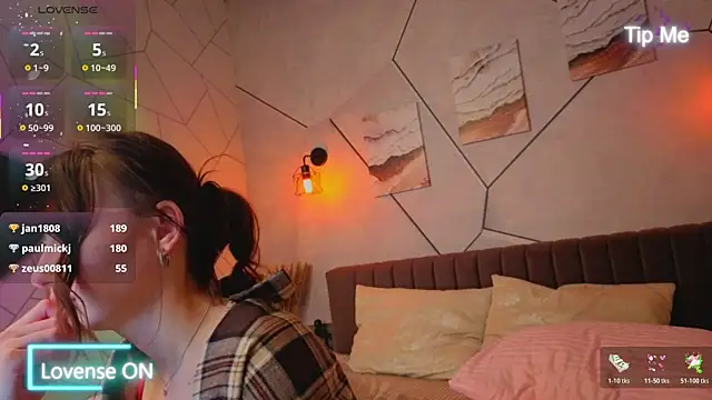  Kiki angel  online show from March 27, 8:37 am