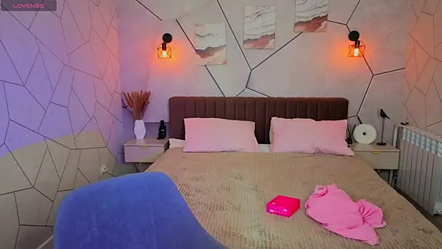  Kiki angel  online show from April 11, 1:10 am