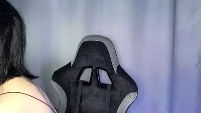 Snapshot of PureSofia chatting on March 1, 1:13 pm PureSofia online show from March 1, 1:13 pm