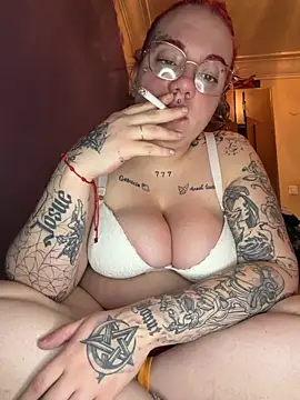 Diablita13 online show from March 5, 10:00 am