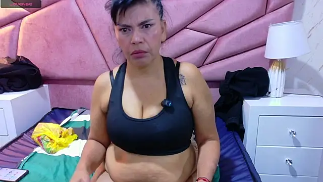 jennifer 0717 online show from April 6, 2:20 am