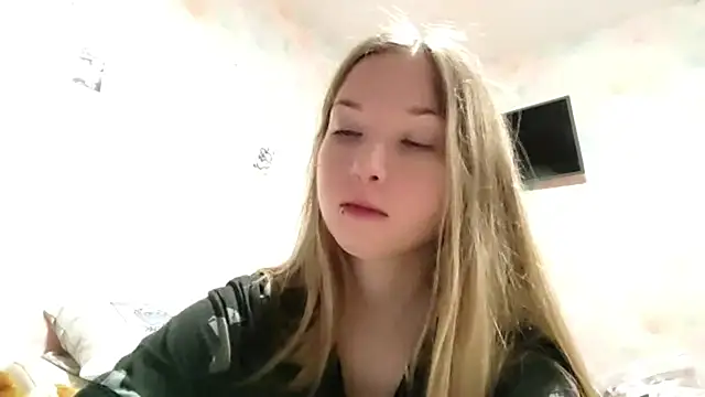 TiaBIanks online show from February 20, 1:33 pm