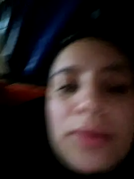 Snapshot of MajoArias chatting on February 8, 2:48 am MajoArias online show from February 8, 2:48 am