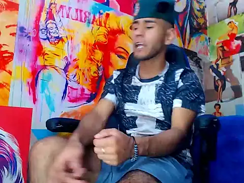 warmNoah online show from March 20, 6:57 pm