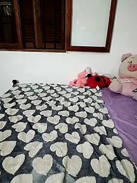 micavicexx online show from February 8, 7:28 pm