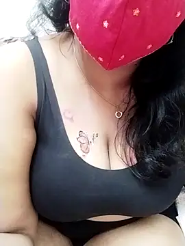 Snapshot of Tamil_sexy_doll chatting on March 2, 11:11 pm Tamil sexy doll online show from March 2, 11:11 pm