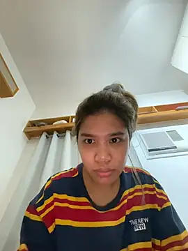 Avery 69 online show from February 7, 11:36 am