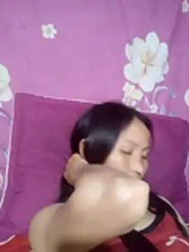 Snapshot of nhynhy11 chatting on February 19, 6:59 pm nhynhy11 online show from February 19, 6:59 pm