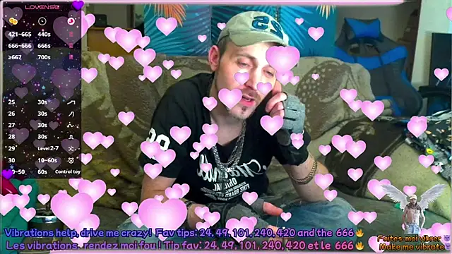 Snapshot of SwatRocShy chatting on February 28, 8:10 pm SwatRocShy online show from February 28, 8:10 pm