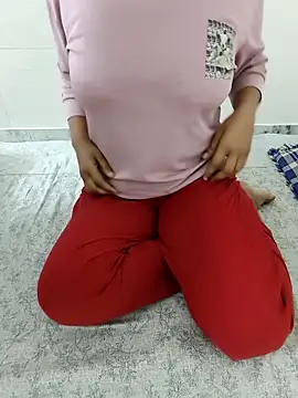 Snapshot of _sassyhelly chatting on February 14, 11:51 am sassyhelly online show from February 14, 11:51 am