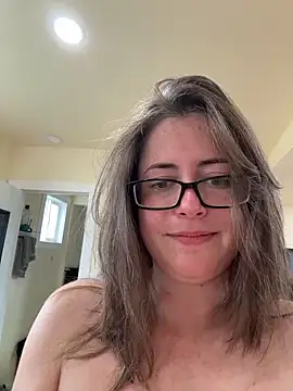 Snapshot of Naomi_Blaire chatting on March 3, 10:59 pm Naomi Blaire online show from March 3, 10:59 pm