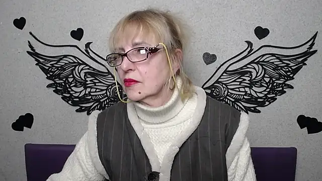 PattySanny online show from February 11, 2:22 pm