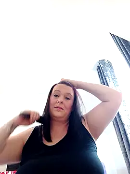 Snapshot of louisa36 chatting on March 4, 9:59 am louisa36 online show from March 4, 9:59 am