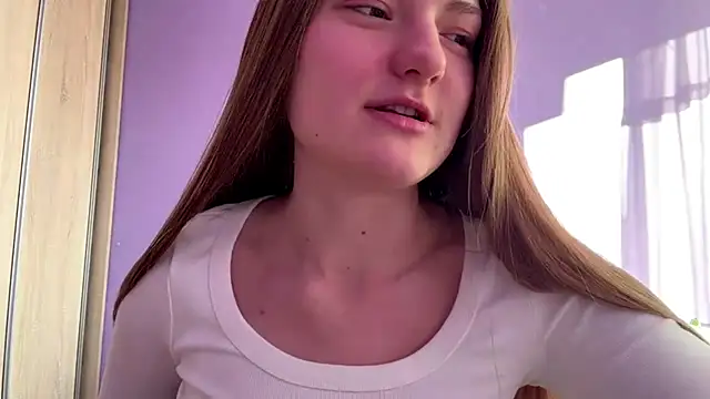 Snapshot of Milayouknow chatting on March 3, 7:25 am Milayouknow online show from March 3, 7:25 am