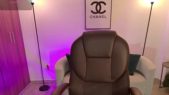 nix rave1 online show from April 7, 7:25 pm