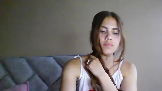 Maf Girl online show from March 5, 9:44 pm