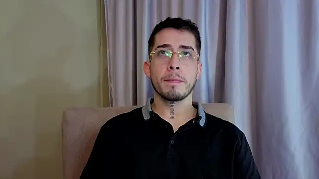 Snapshot of Tommas_Jhonson chatting on July 8, 11:58 am Tommas Jhonson online show from July 8, 11:58 am