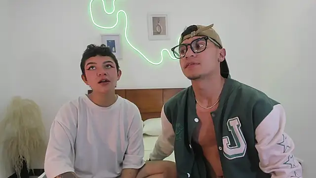 hardcoreheat ind online show from February 11, 10:59 pm