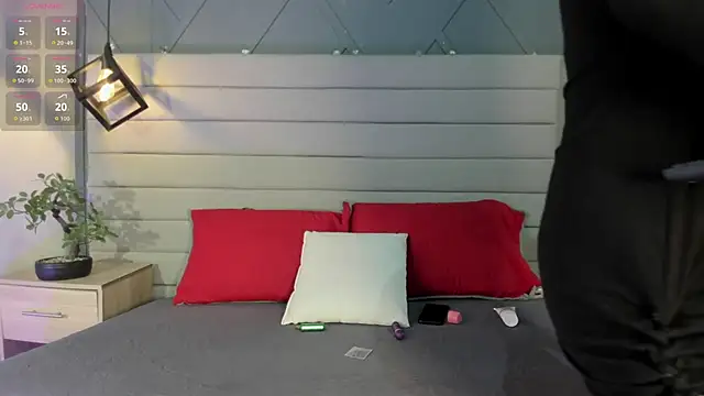 Cataleya marinn online show from March 2, 7:54 pm