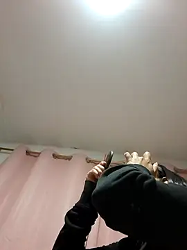 Snapshot of Ariana_Castillo__ chatting on March 4, 11:38 am Ariana Castillo online show from March 4, 11:38 am