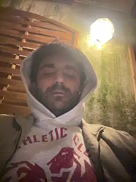 Snapshot of elia2711 chatting on March 3, 11:21 pm elia2711 online show from March 3, 11:21 pm