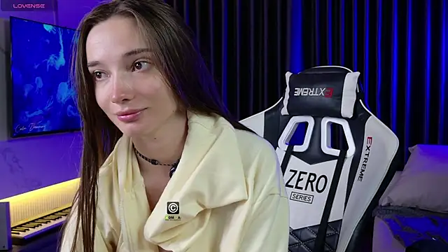 AnnyShore online show from March 28, 12:43 am