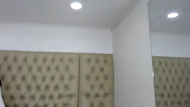 keiandrenne online show from March 7, 2:30 am