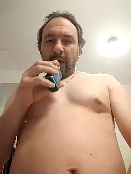 Snapshot of Luluberlu04 chatting on February 9, 12:03 am Luluberlu04 online show from February 9, 12:03 am