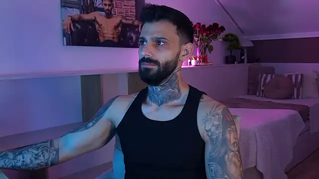 Snapshot of TristanGrey chatting on February 19, 6:09 am TristanGrey online show from February 19, 6:09 am