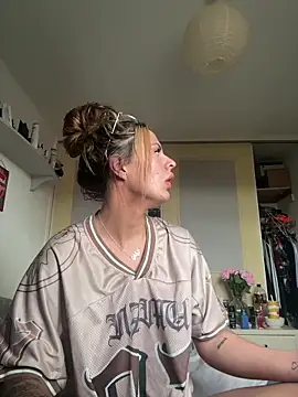 Snapshot of Georgialacex chatting on February 9, 10:19 am Georgialacex online show from February 9, 10:19 am