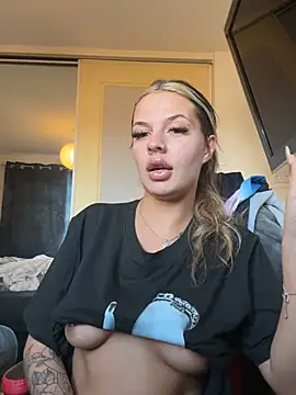 Snapshot of Georgialacex chatting on March 3, 10:21 am Georgialacex online show from March 3, 10:21 am