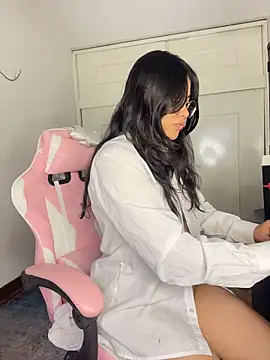 Snapshot of LilithRose_ chatting on February 23, 12:46 pm LilithRose online show from February 23, 12:46 pm