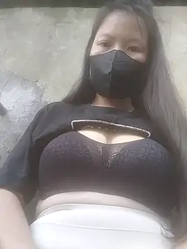 Snapshot of Yang-my- chatting on February 17, 8:33 am Yang-my- online show from February 17, 8:33 am